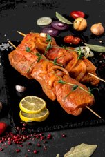 Полуфабрикат из свинины мясной  мелкокусковой бескостный охлажденный Шашлык томатно-луковый