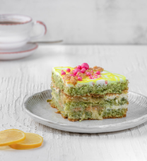 Торт "Изумрудный" с карамельным кранчем Artesso 